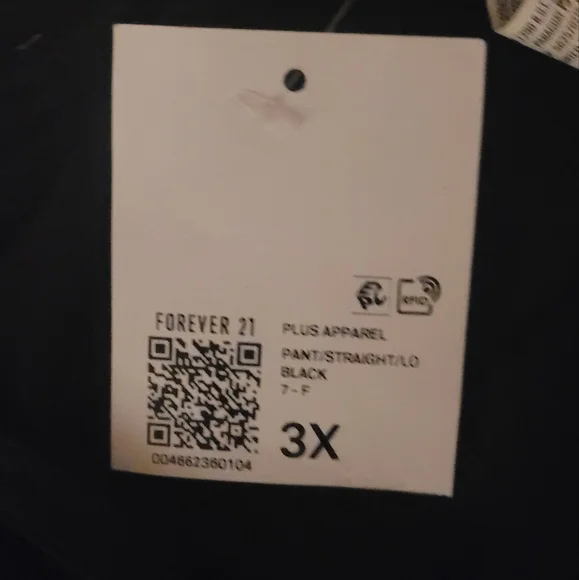 Forever 21 Plus Size Black Ruched Waist Pants - Picture 9 of 9